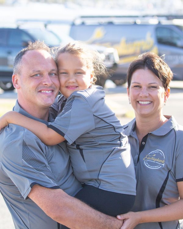ELECTROPLUMBFAMILY2021(5of22)
